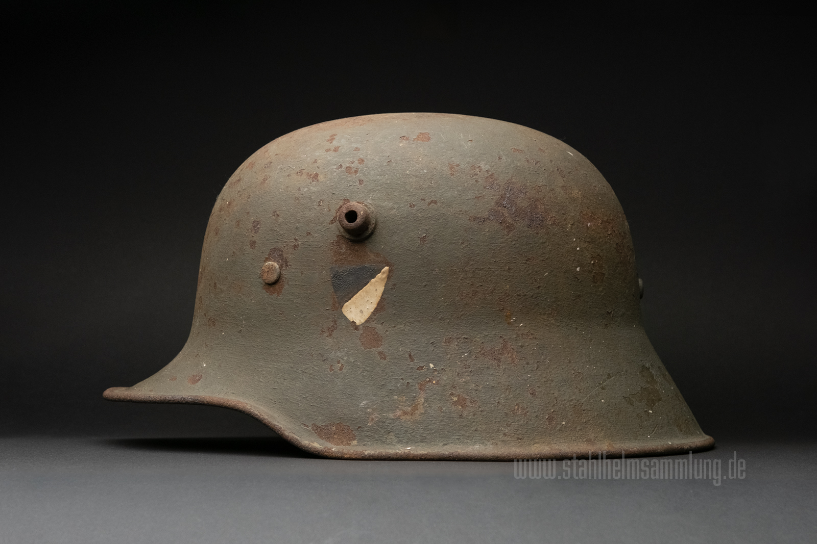 Stahlhelm M18 der Reichswehr